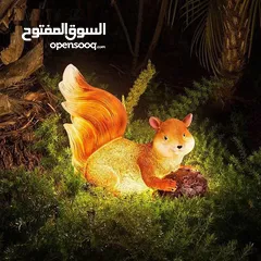  5 تمثال السنجاب  بالحجم الكبير يتوفر التمثال في وضعيتين مميزتين: سنجاب جالس بشكل لطيف
