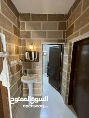  11 منزل / بيت / مستقل / للبيع / عمان / منطقة أحد