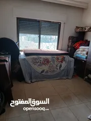  9 شقة للبيع(المرقب)