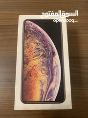  3 آيفون Xs max بحاله ممتازه للبدل او للبيع