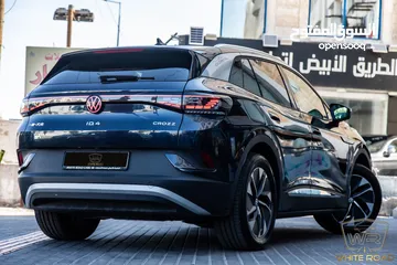  4 Volkswagen ID4 Crozz pure plus 2023  عداد صفر