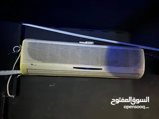  1 مكيف حامي بارد شغال