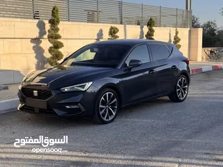  3 سيارة سيات ليون