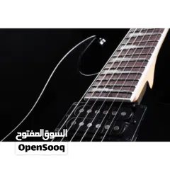  2 قيتار الكتروني جديد استخدام خفيف  بحالة ممتازه