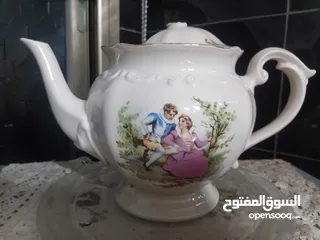  1 ابريق شاي روميو وجوليت  حجم كبير  اصل الماني  ولكن في كسر خفيف في الغطاء