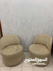  1 للبيع 2 كرسي قماش (لون بيج)