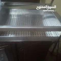  5 معدات وخط إنتاج مشغل دوناتس للبيع في عمان قابل للتفاوض للمهتمين فقط