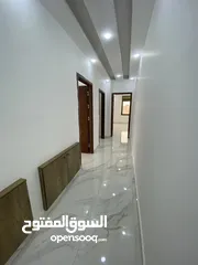  21 فيلا فخمة للبيع