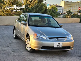  18 هوندا سيفيك 2003  محرك 1700فتك اتومتيك فحص كامل 7جيد قطعت مسافة 140الاف بسعر مغري 5700 بنزين اصلي