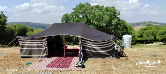  8 بيت شعر للبيع