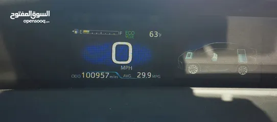  19 تويوتا بريوس 2022 XLE فحص كامل فل ما عدا الفتحة صنف بيرسونا TOYOTA PRIUS 2022 XLE FULLY LODED