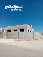 1 بيت البيع خلف سوق المركزي