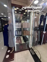  2 بترينه زجاج خمس رفوف