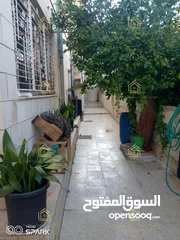  9 شقة فارغة أو مفروش أرضي مع ترس ومدخل مستقل