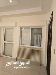  5 شقة فارغة للإيجار في عبدون - ref : 14410