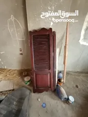  11 باب مروحه مستعمل  +مفصلات نحاس  جديده  للبيع