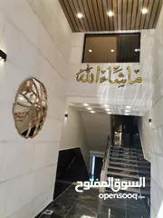 22 شقه مع رووف دوبلكس 220م للبيع جنوب كليه الطب لجامعه اليرموك خلف صيدليه الرازي وغرب دوار اللوازم