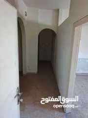 17 أربع شقق و سطحين للبيع في منطقة الهاشمي الجنوبي