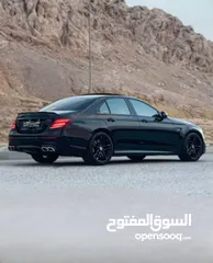  2 Mercedes Benz E63 AMG 2018 Korean Spec