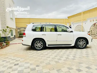  1 LEXUS LX570 2013