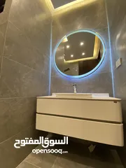  25 بسعر مميز جداا  شقة ارضية 215 م وتراس 50 م على طريق المطار حي الصحابه بسعر مغري جدا