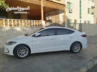  4 هيونداي افانتي 2017 ad