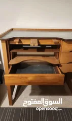  4 Jewelry Making bench/desk مكتب صنع المجوهرات