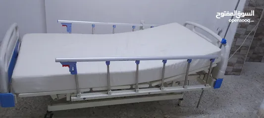  8 سرير طبي كهربائي مستعمل شبه جديد وكاله