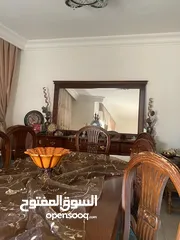  1 طاولة سفرة للبيع