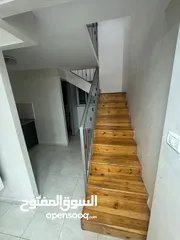  5 محل للايجار/ بيت جالا