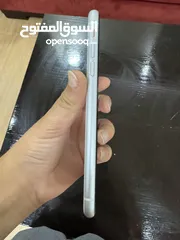  3 وارد اميركا IPhone XR