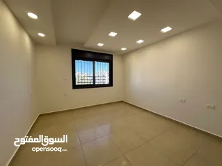  10 شقة في الطيرة للبيع بالقرب من مطعم جاسمين