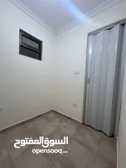  19 شقة فارغة للايجار 4نوم منطقة مميزه قرب المعمدانية 7000 سعر