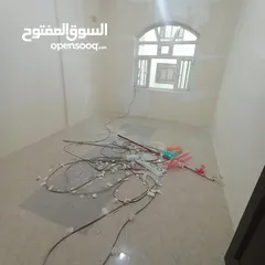  10 عماره للبيع بسعر مغري جدا عرطه في أرقى أحياء صنعاء حده المدينه