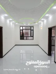  6 عماره للبيع في حي بيت بوس مساحة 7لبن 4دور وبداوم 7شقق  