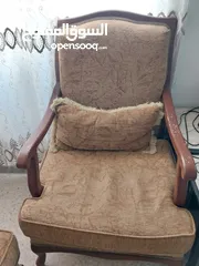  4 طقم كنب في حالة ممتازة للبيع في طبربور