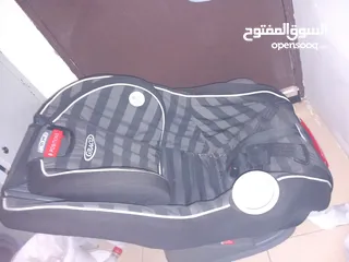  6 كرسي و سرير أطفال للسيارات و الحدائق  Car and garden baby chair and bed