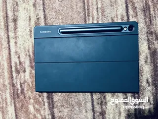 3 تابلت سامسونج جالكسي s9 fe wifi مع الكيبورد الاصلي بسعر مغري  استخدام خفيف شبه الجديد نظيف جدا جدا