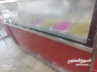  7 عدة مطعم كامله للبيع استعمال اشي خفيف
