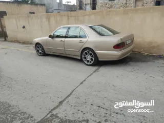  1 مرسيدس E270/270