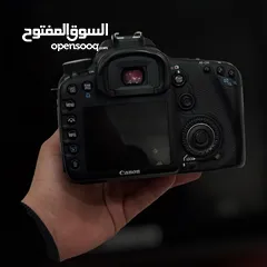  4 للبيع كاميرا Canon 7D – احترافية بسعر مغري