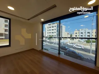  2 مجمع تجاري مكاتب على شارعين للبيع في جبل عمان بمساحة بناء 1816م