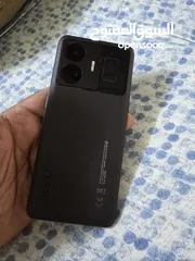  4 realme gt 3