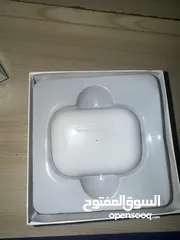  4 سماعات ابل اير بودز برو 2 جديد بكرتونتو و ساعه ذكيه  ابل سبع كساتك مختلفه جديده بكرتونتها