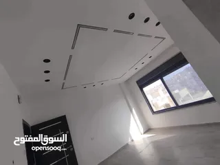  1 شقة مميزة للبيع
