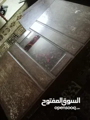  1 طاوله وسط مع 4 طربيزات