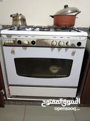  4 اثاث مستعمل بحالة جيدة جدا للبيع