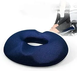  2 مخدة دونات للبواسير هي نوع خاص من مخدات يتم تصميمها بشكل يوفر راحة اضافية للأشخاص الذين يعانون من