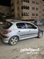  4 بيجو للبيع
