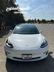  4 Tesla Model 3 Standard Plus 2019